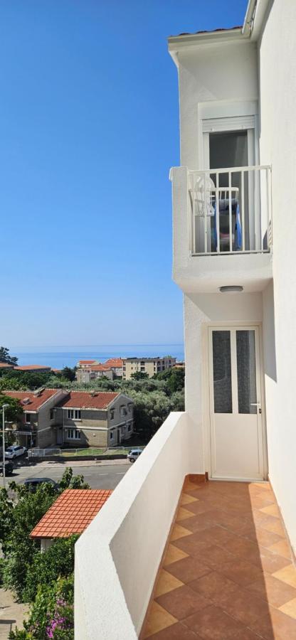 Sea View Apartment Aria Петровац Экстерьер фото