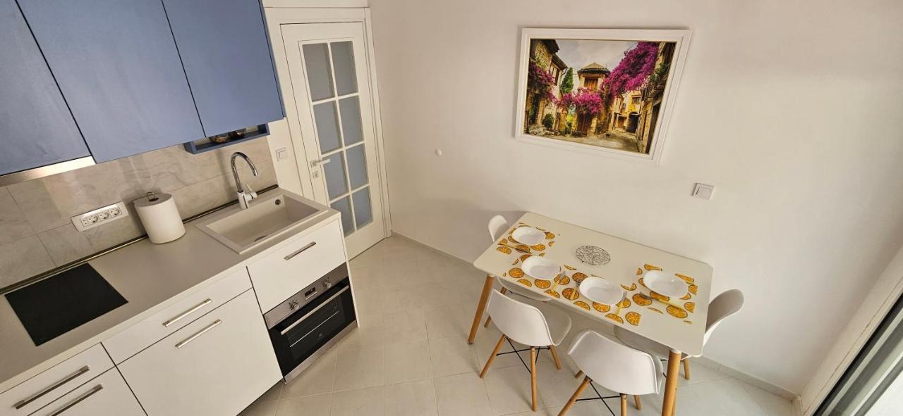 Sea View Apartment Aria Петровац Экстерьер фото